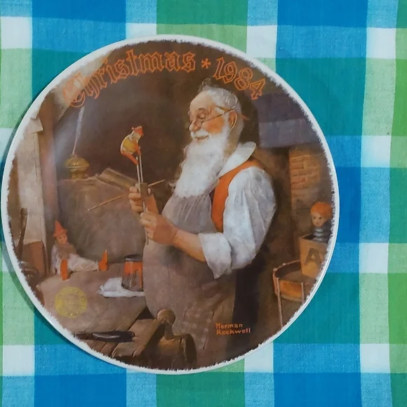 Norman Rockwell Christmas 1984 Collector's Plate Santa In His Workshop - Picture 1 of 3
